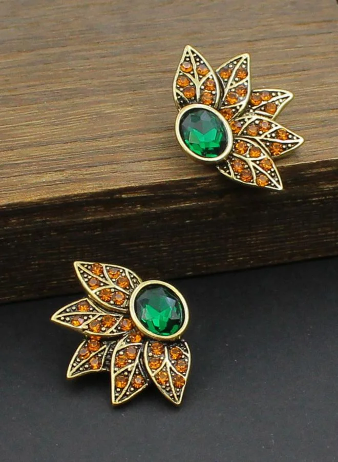 تايك تو أقراطة بتصميم أوراق شجر وأحجار كريمة